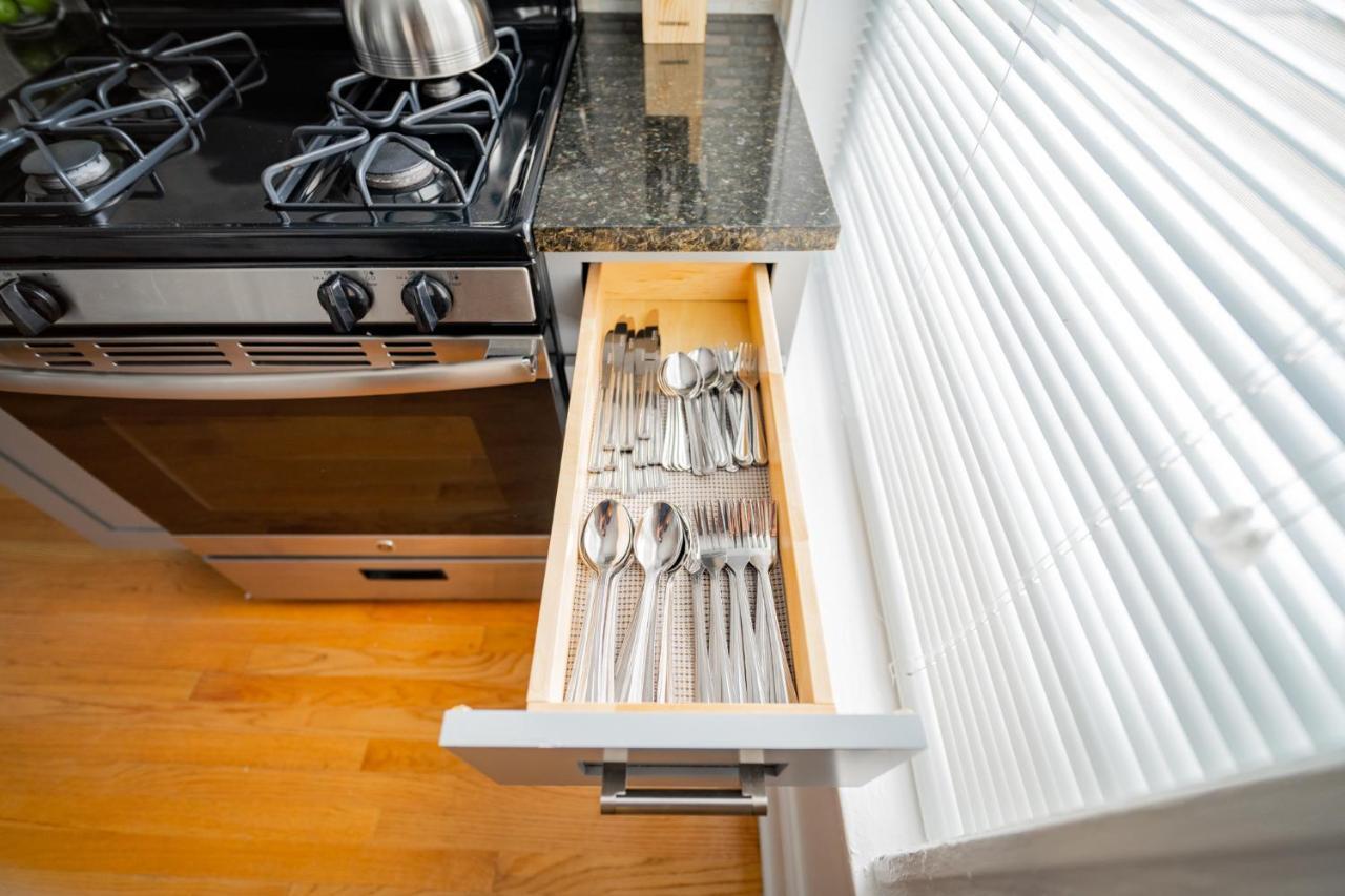 2Br Apartment In Lively Neighborhood Of Wrigley Field - Grace 1 시카고 외부 사진